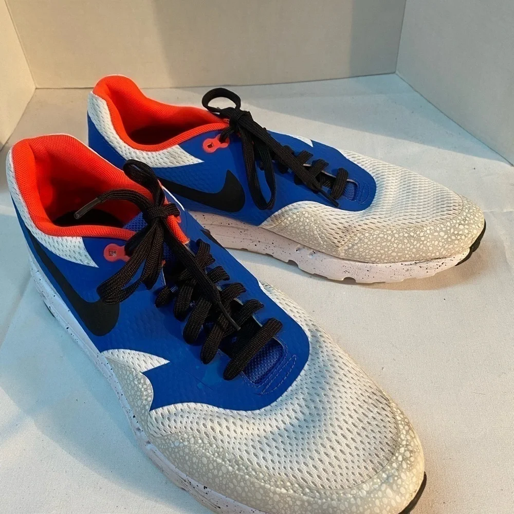 Nike Air Max Running Shoes size 15